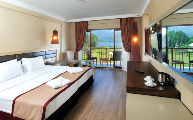 Fortezza Beach Resort