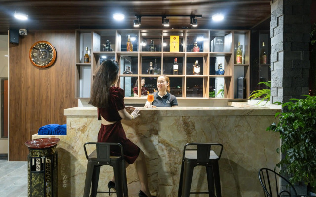 Tan Phuong Nam Hotel & Apartment