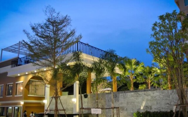 Kudos Parc Pattaya Hotel