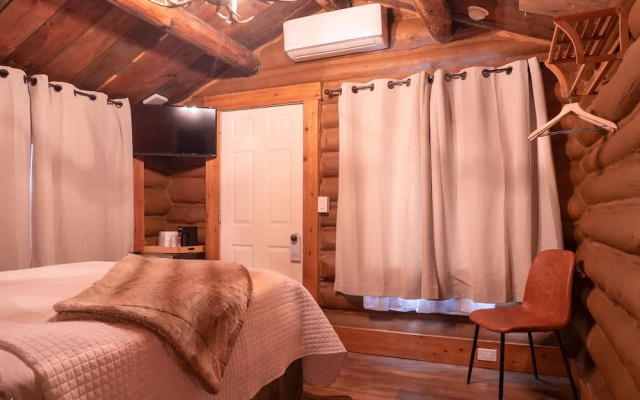 Elkhorn Cabins And Inn