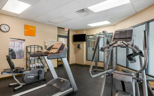 Comfort Inn & Suites Watertown - 1000 Islands