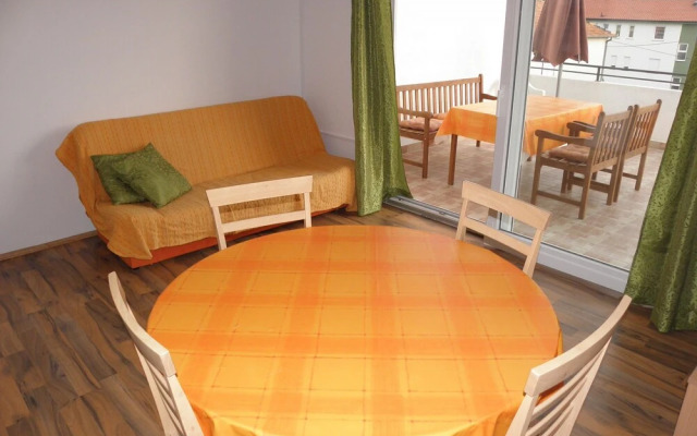 Ante - Free Parking - A1