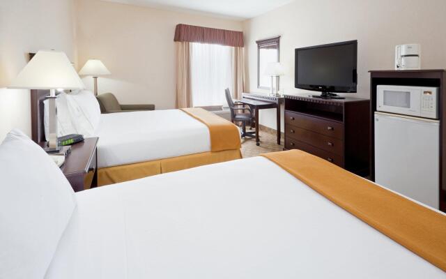 Holiday Inn Express Hotel & Suites Carneys Point by IHG
