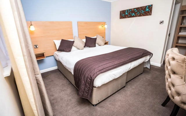 Borough Arms Hotel
