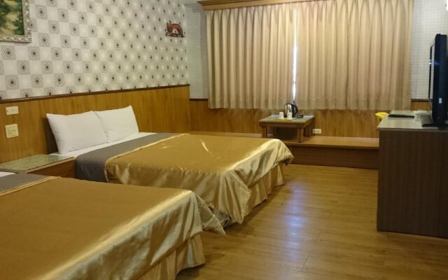 Yoyo Hotel
