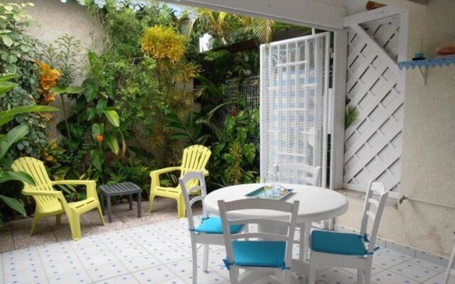 Apartment With 2 Bedrooms in Saint François, With Pool Access, Furnish