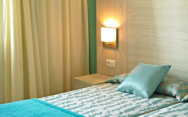 Protur Safari Park Aparthotel