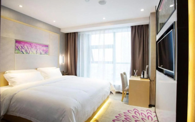 Lavande Hotels (Chengdu Xihe Bolin Square)