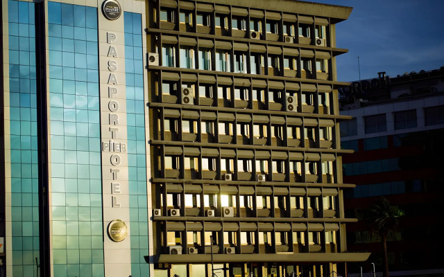 Pasaport Pier Hotel
