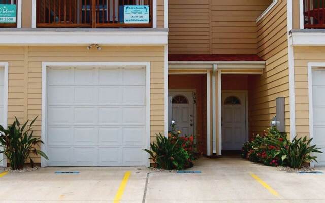 The Chic 3 Bedroom Townhouse