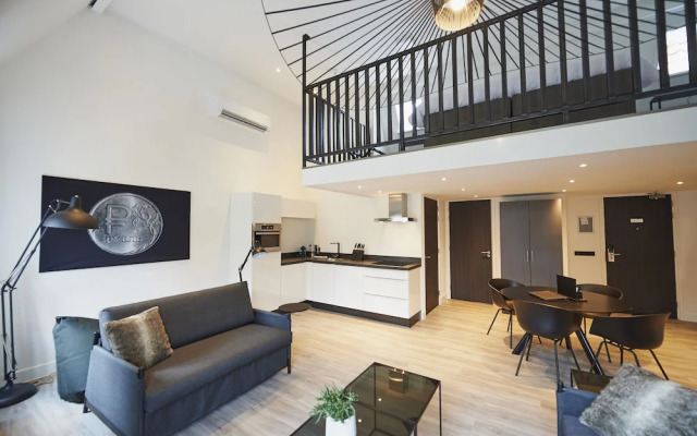 "DE BANK" - Hotel Apartments