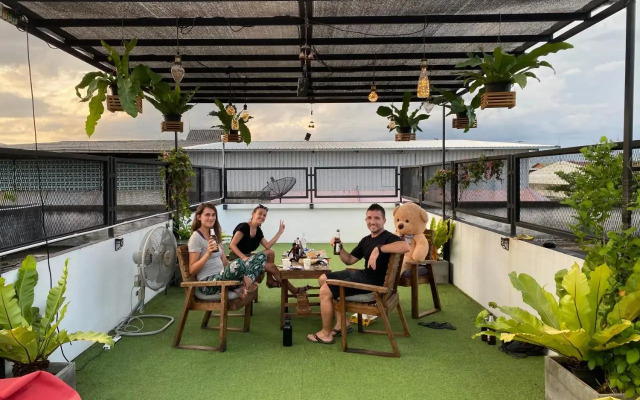 Bus Station 1 Hostel