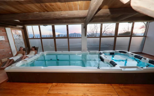 Treehouse Na Škaluc