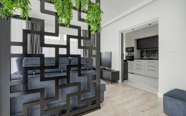 Białowieska Apartment Wrocław by Renters