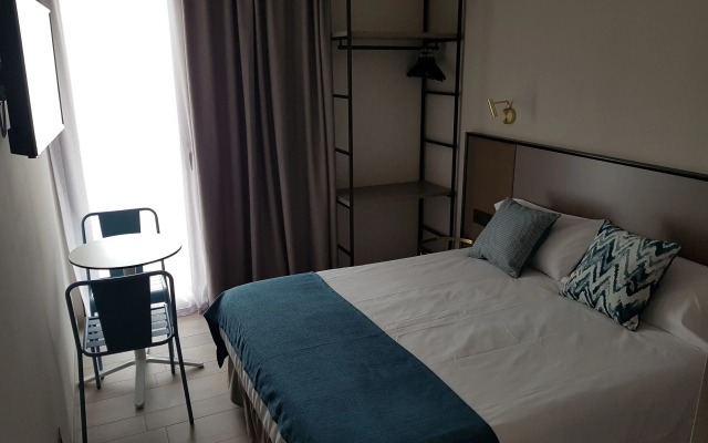 Pensió Hostal Mediterrà