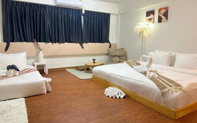 MONTANA Hotel & Hostel Phuket
