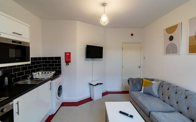 Impeccable 2-bed Apartment in Gateshead