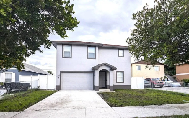 Rent W Palm Beach