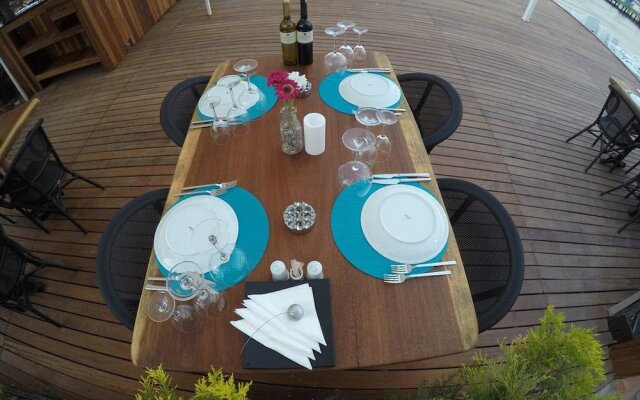 Estrella Beach Hotel