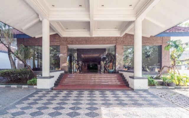 Baltika Hotel by OYO Rooms