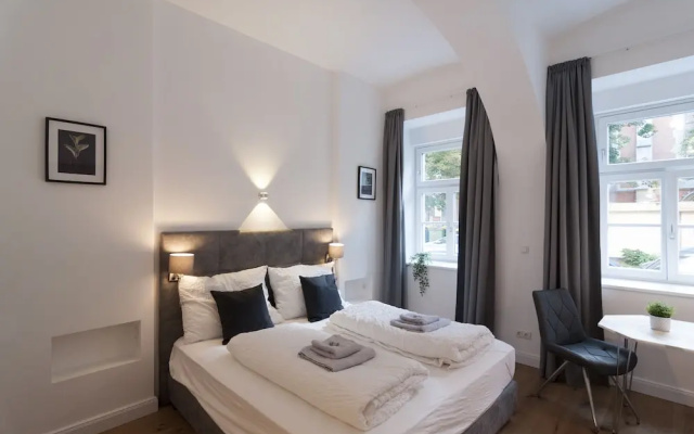 easy-flat Belvedere - Central Apartments with AC