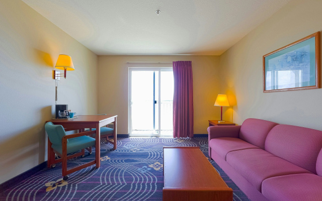 Siletz Bay Beachfront Hotel by OYO Lincoln City