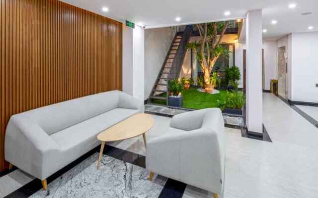 Dana Residence