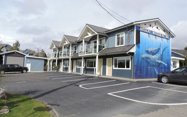 The Bayshore Waterfront Inn