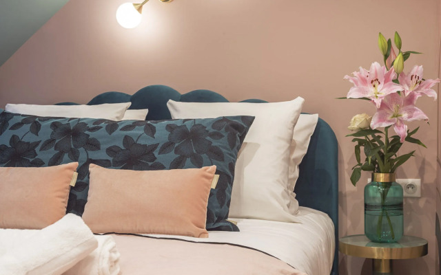 The Candy Saint Germain