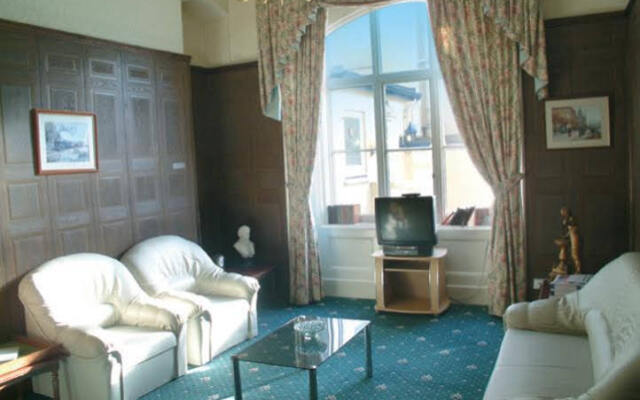 Burlington Hotel