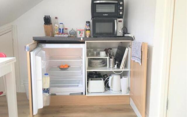 Jing's Loft Converted Studio