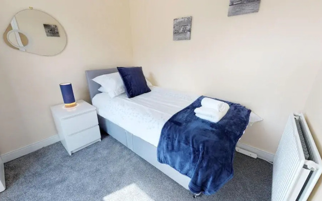Stayzo Westminster Stylish House Accommodation