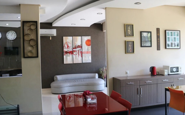 Tirta Mansion Premier