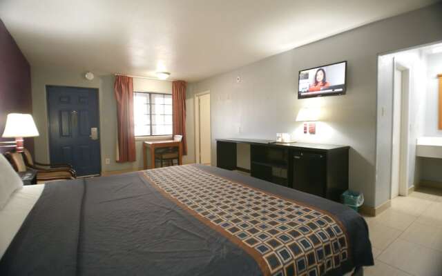 Texas Inn Aiport McAllen