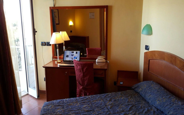 Hotel Audi Frontemare