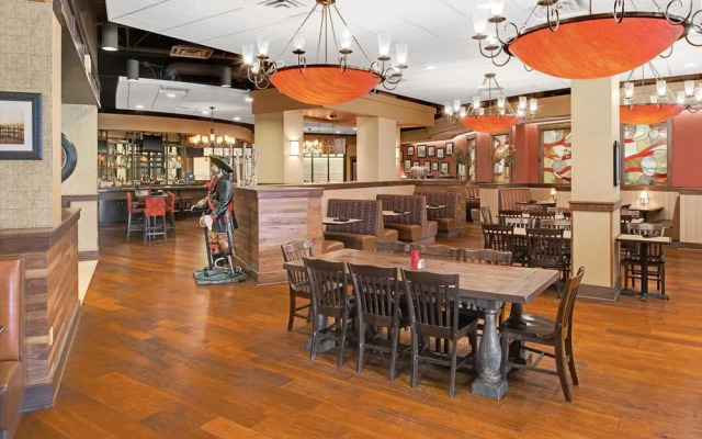 Holiday Inn Omaha Convention Center