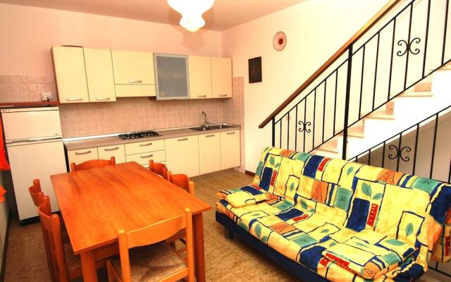 Belvilla by OYO Laura Due