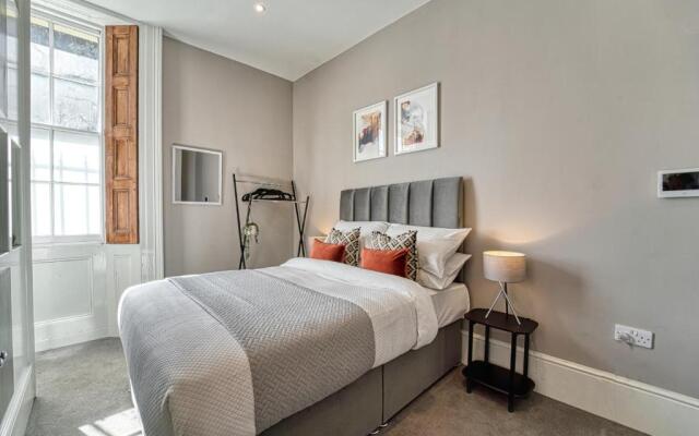Stylish Worcester Studio Apartment