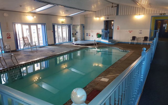 Mackay's Spa Lodge Hotel