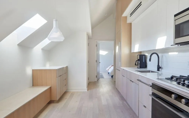 Sonder by Marriott Bonvoy Gravier Place Apartments Medical