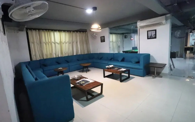 Capital 0 18693 Hotel Levanti