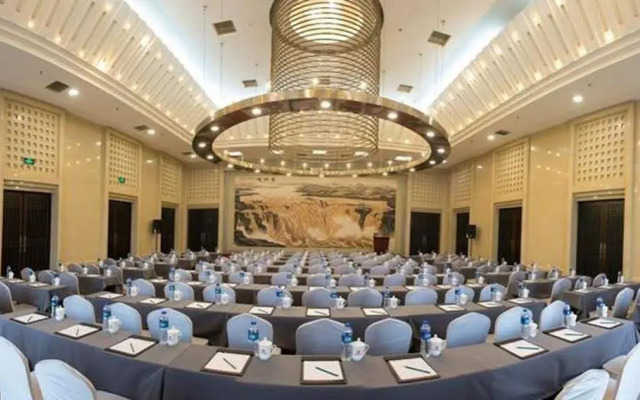 Shanxi Quanjin Business Hotel