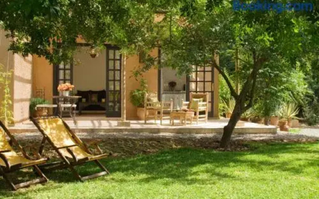 Villa Dinari