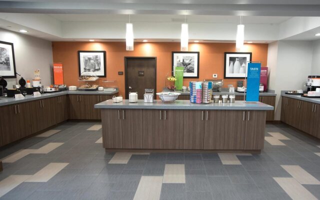 Hampton Inn & Suites Stillwater West