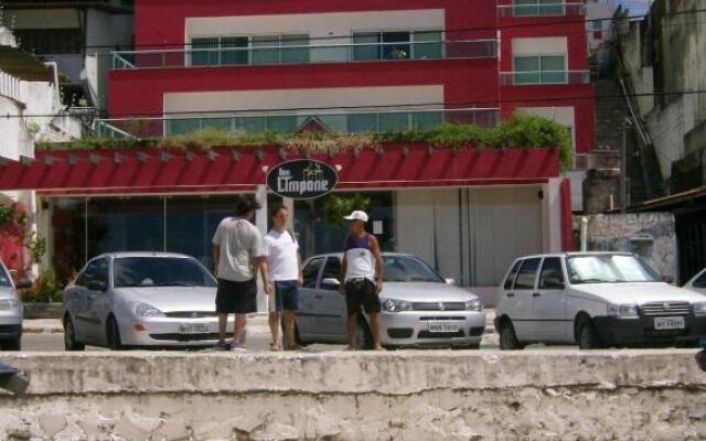 Don Limpone Hotel