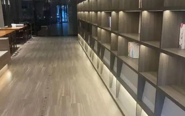 HanTing Hotel (Tianjin Jinnan Development Zone National Exhibition Center)