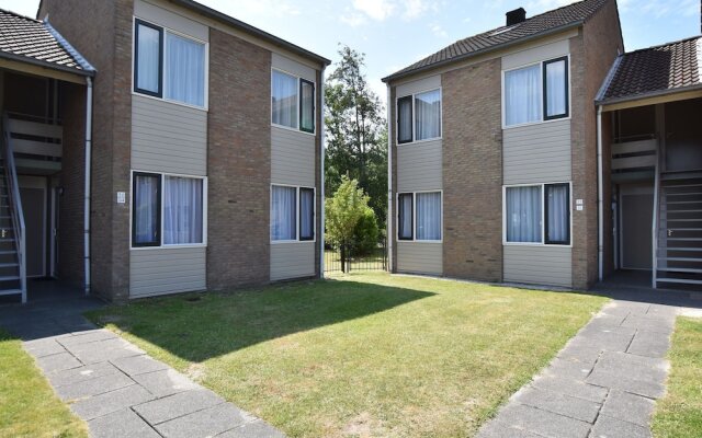 Tranquil Apartment in Nieuwvliet Near the Beach
