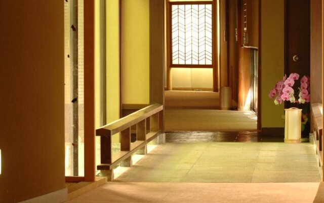 Yoshidaya Sannokaku