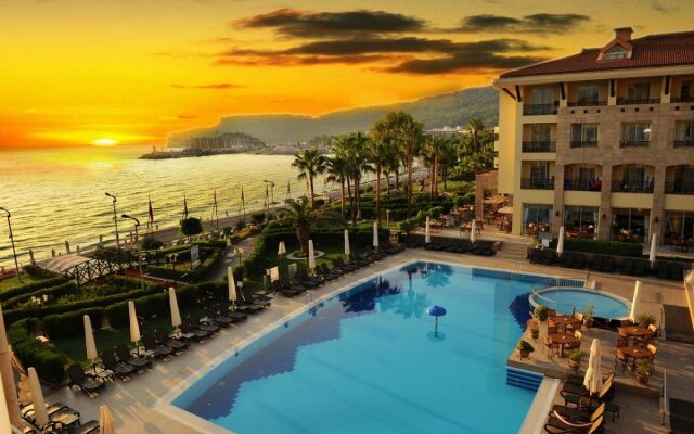 Fame Residence Kemer & Spa - All Inclusive