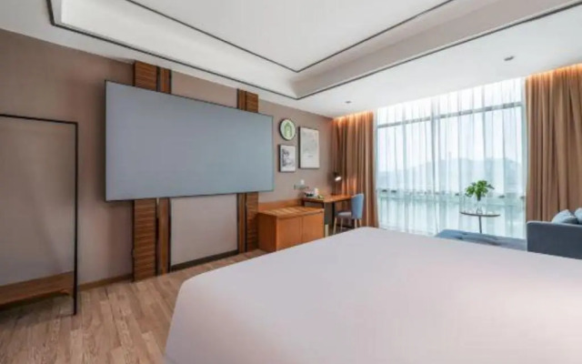 Campanile Hotel Shenzhen Honghuashan Metro Station